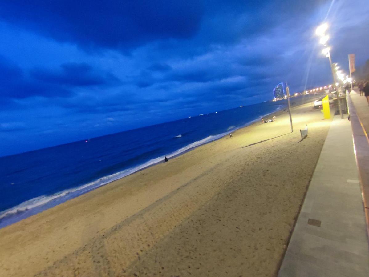 Apartament Nice Flat Within Walking Range To The Beach Barcelona Zewnętrze zdjęcie