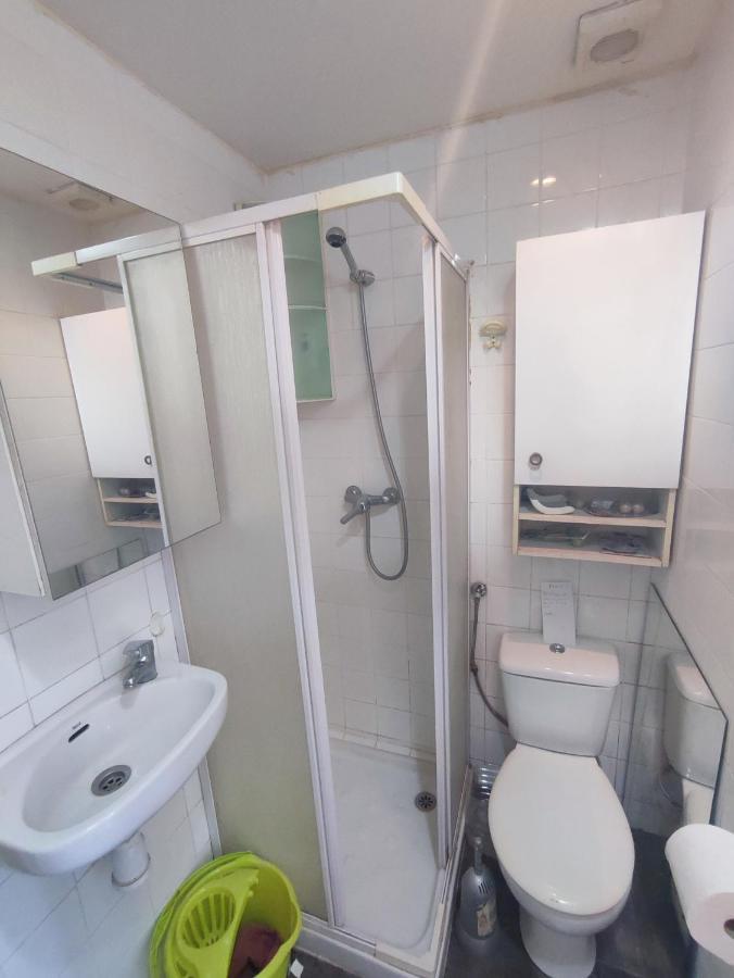 Apartament Nice Flat Within Walking Range To The Beach Barcelona Zewnętrze zdjęcie