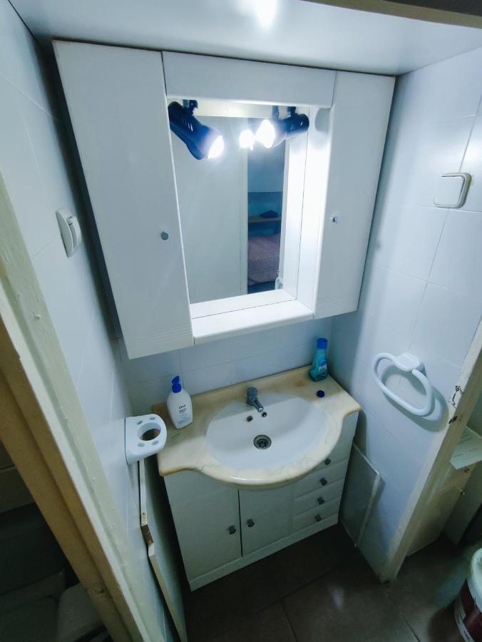 Apartament Nice Flat Within Walking Range To The Beach Barcelona Zewnętrze zdjęcie