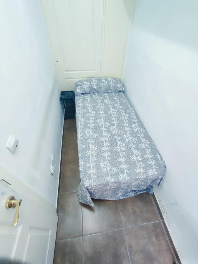 Apartament Nice Flat Within Walking Range To The Beach Barcelona Zewnętrze zdjęcie