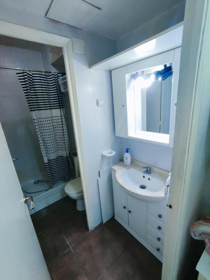Apartament Nice Flat Within Walking Range To The Beach Barcelona Zewnętrze zdjęcie