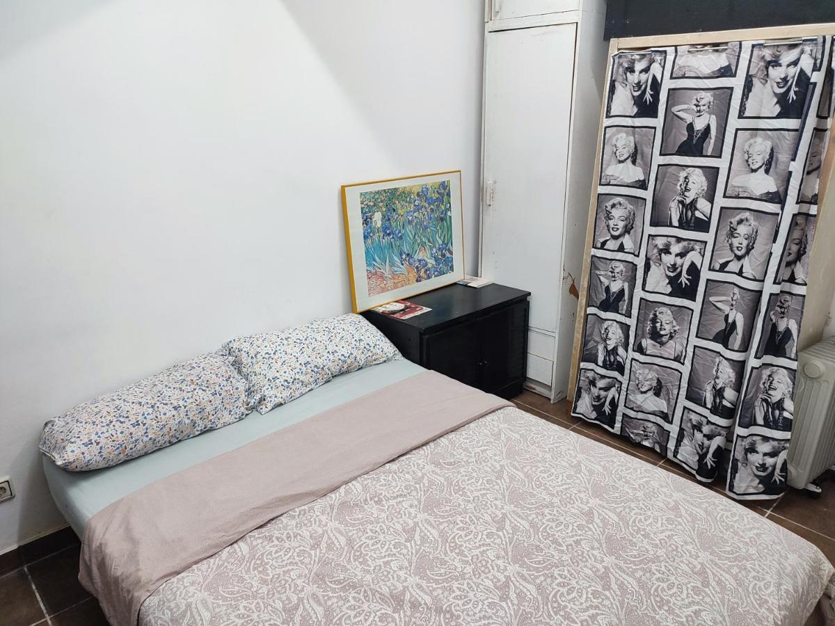 Apartament Nice Flat Within Walking Range To The Beach Barcelona Zewnętrze zdjęcie